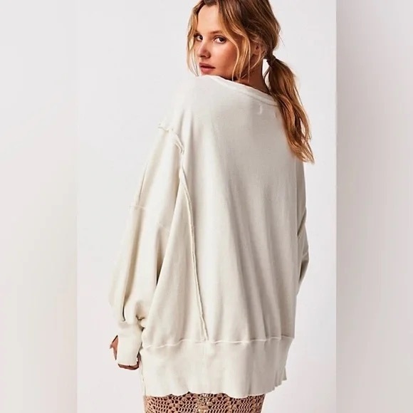 We The Free Camden
Sweatshirt in Grey Opal - Picture 2 of 2